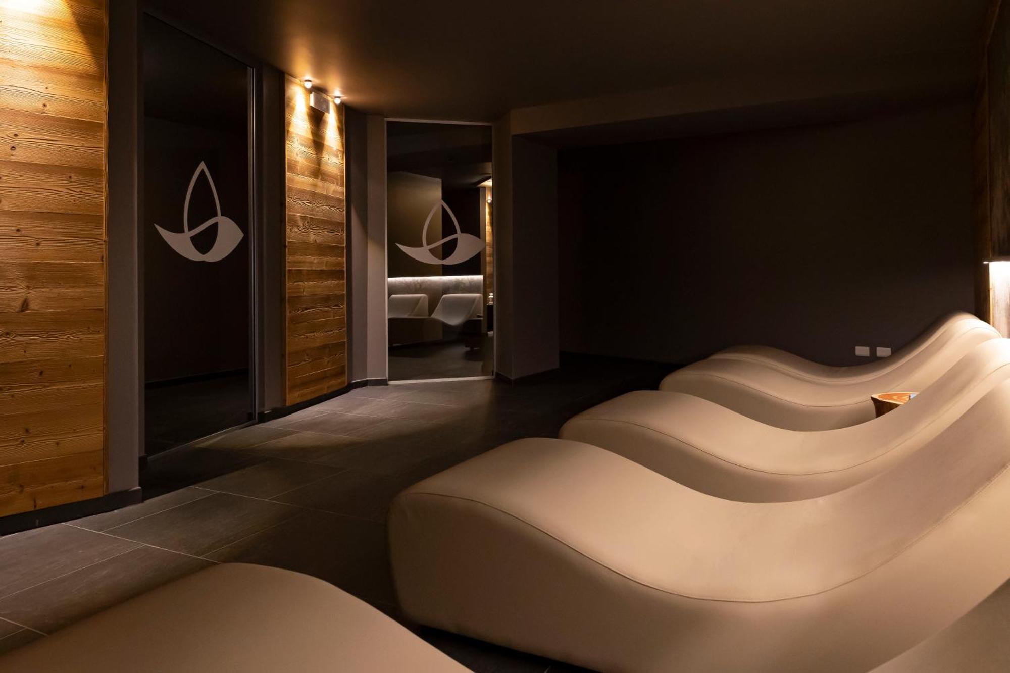 Linta Hotel Wellness & Spa อาเซียโก ภายนอก รูปภาพ