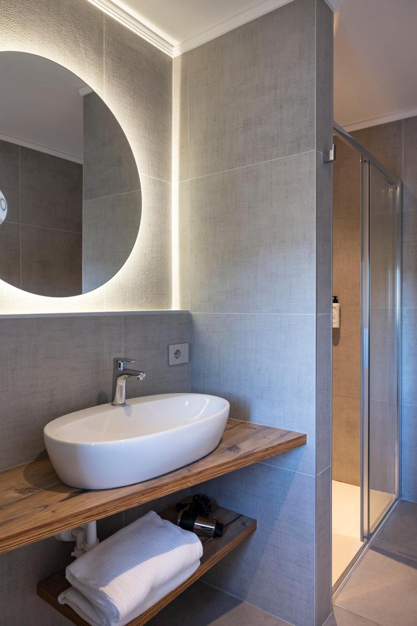 Linta Hotel Wellness & Spa อาเซียโก ห้อง รูปภาพ