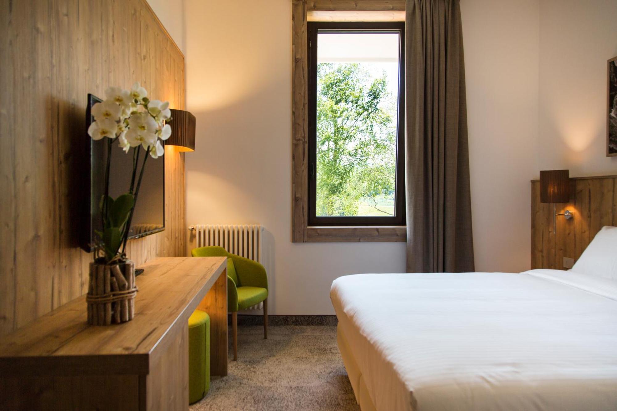 Linta Hotel Wellness & Spa อาเซียโก ภายนอก รูปภาพ