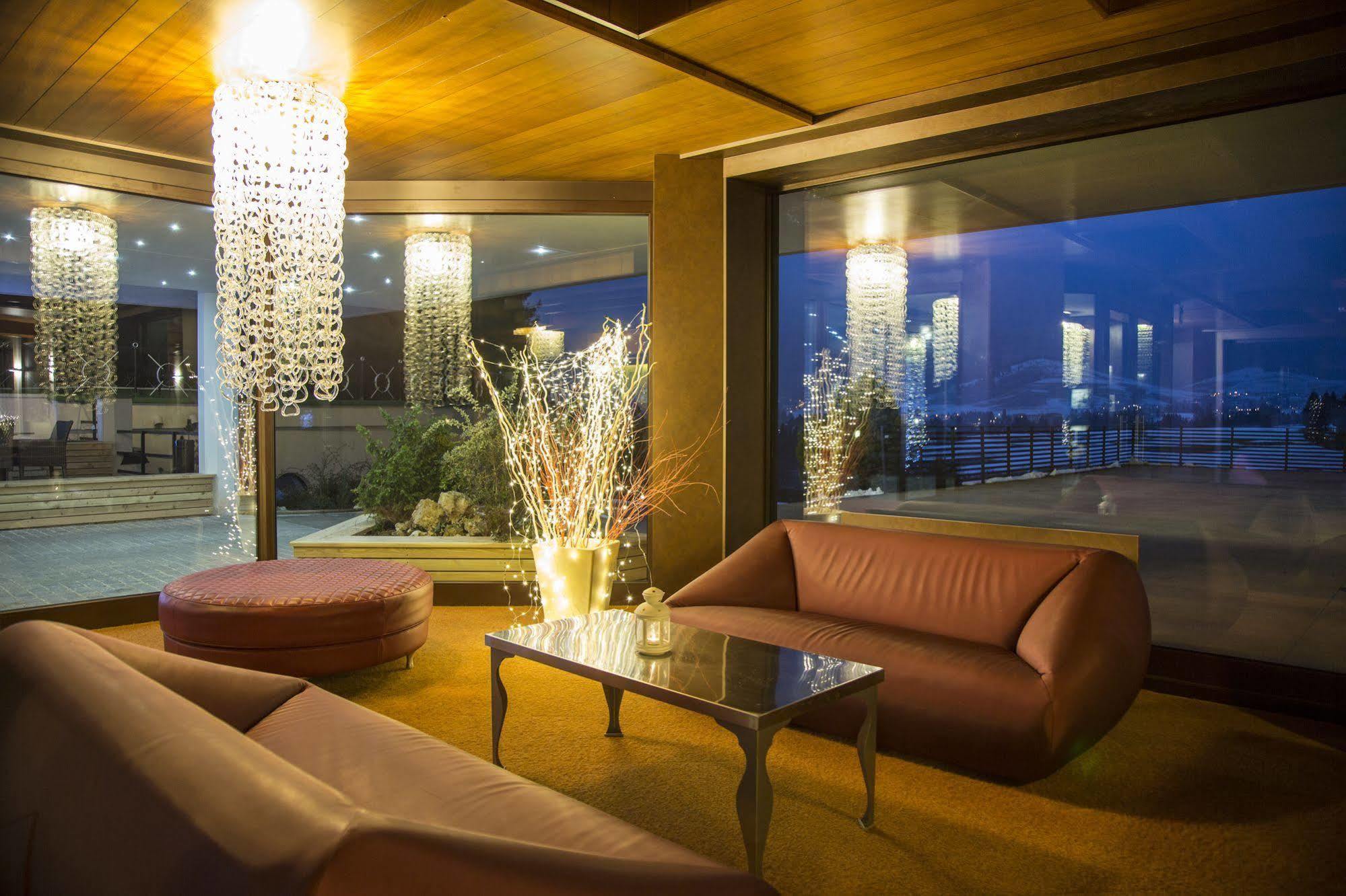 Linta Hotel Wellness & Spa อาเซียโก ภายนอก รูปภาพ
